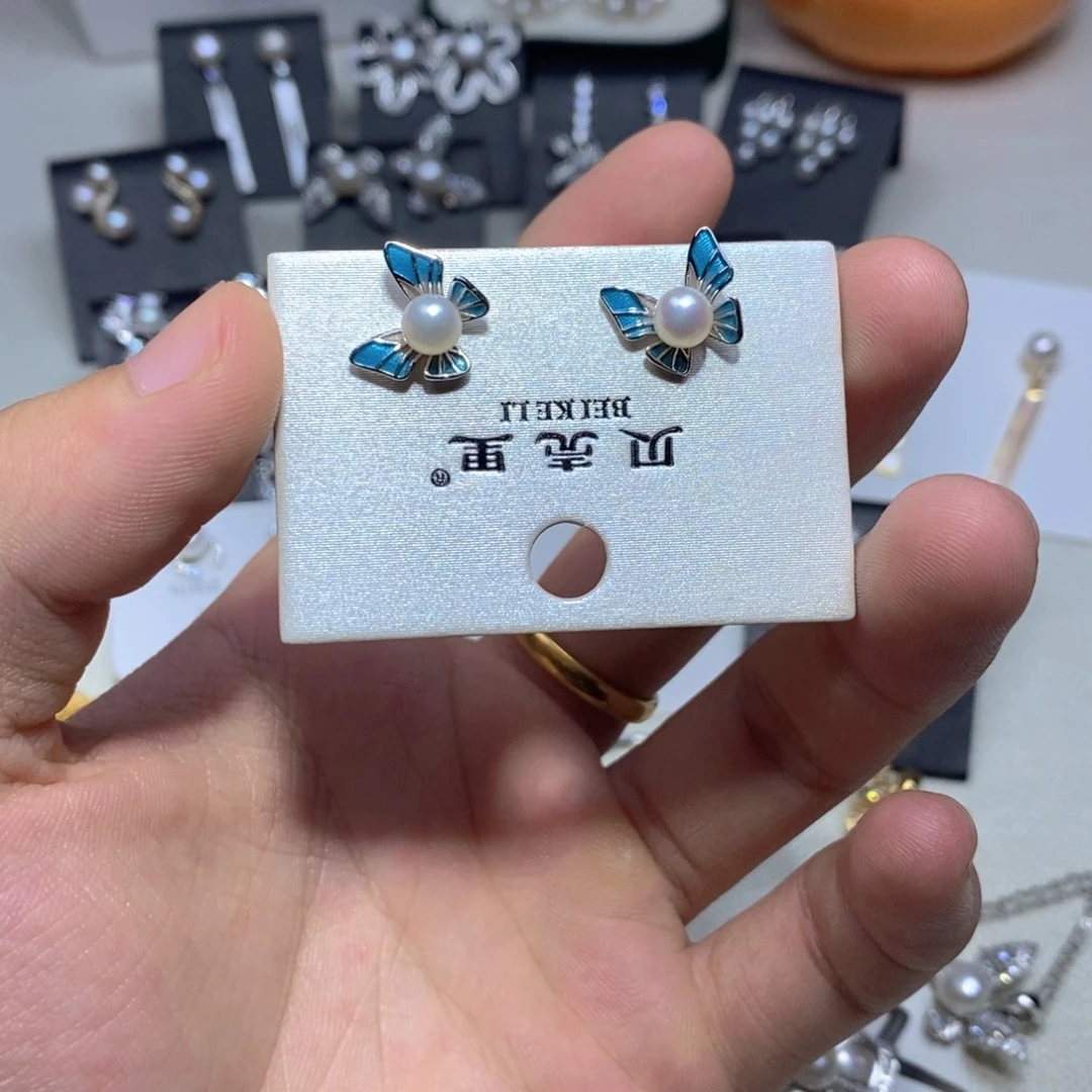 未镶嵌淡水珍珠耳饰