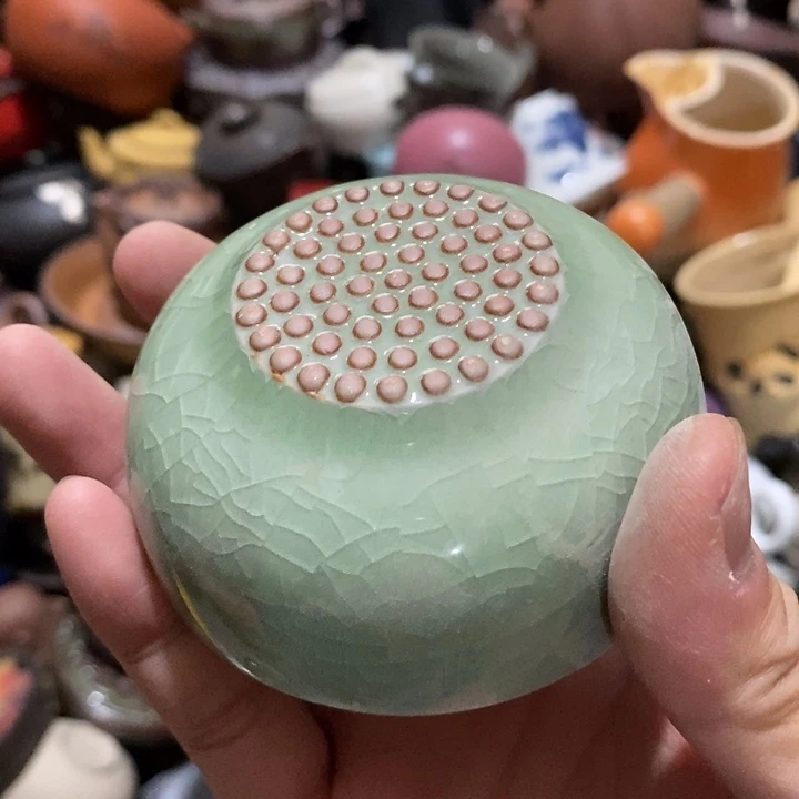 瓷片荷花的小尾巴就算