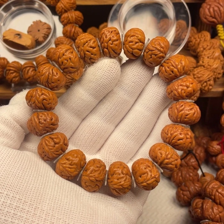 桃木6号链接桃核手串一个