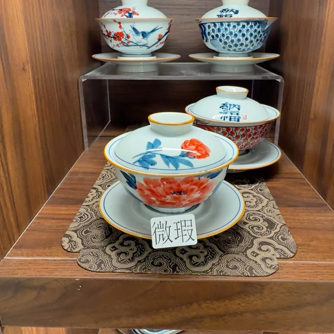 釉下手绘茶具微瑕