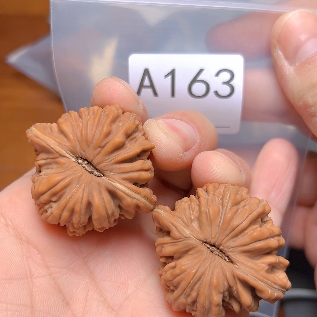 文玩核桃吊坠42➕四座楼