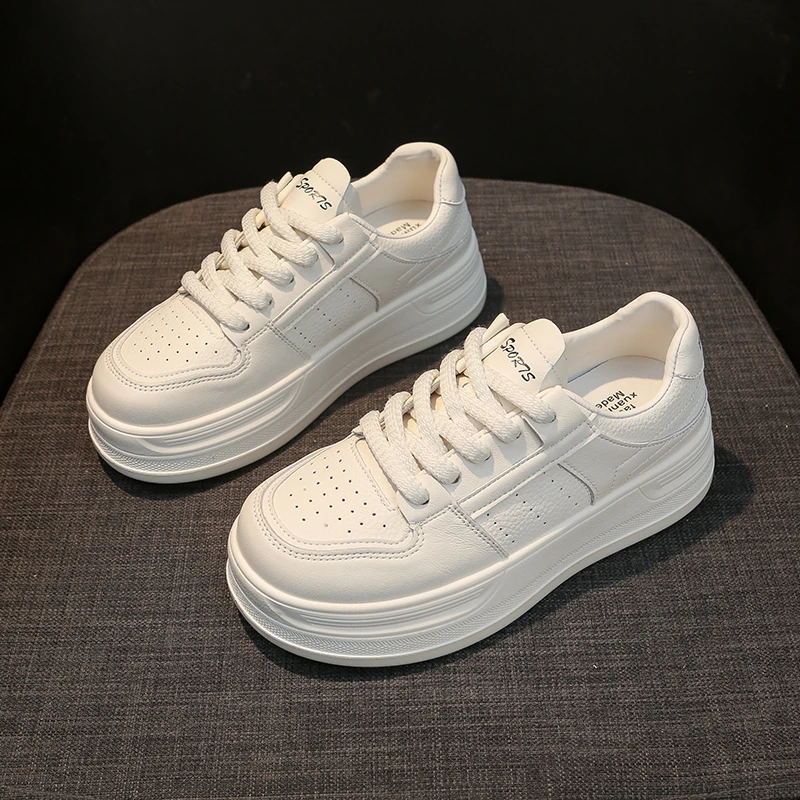 【花本纯】2025秋季新款真皮休闲小白鞋舒适平底增高时尚品牌女鞋