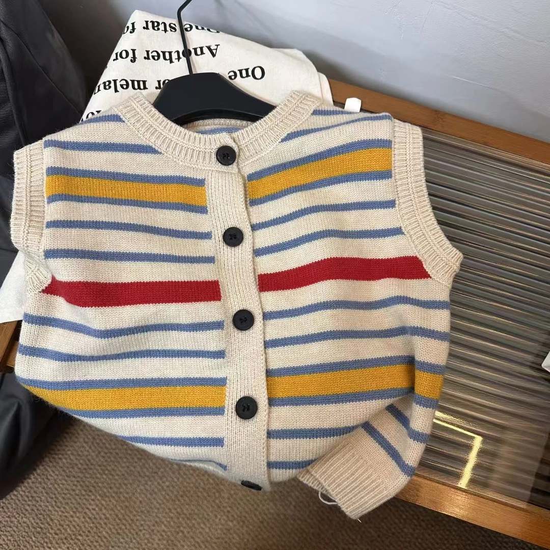 5492男女童时髦洋气潮流休闲百搭春秋季黑扣条纹针织马甲