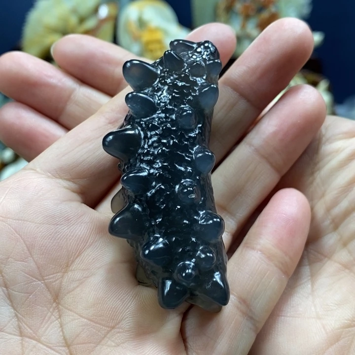 未镶嵌蛇纹石玉珠宝奇石