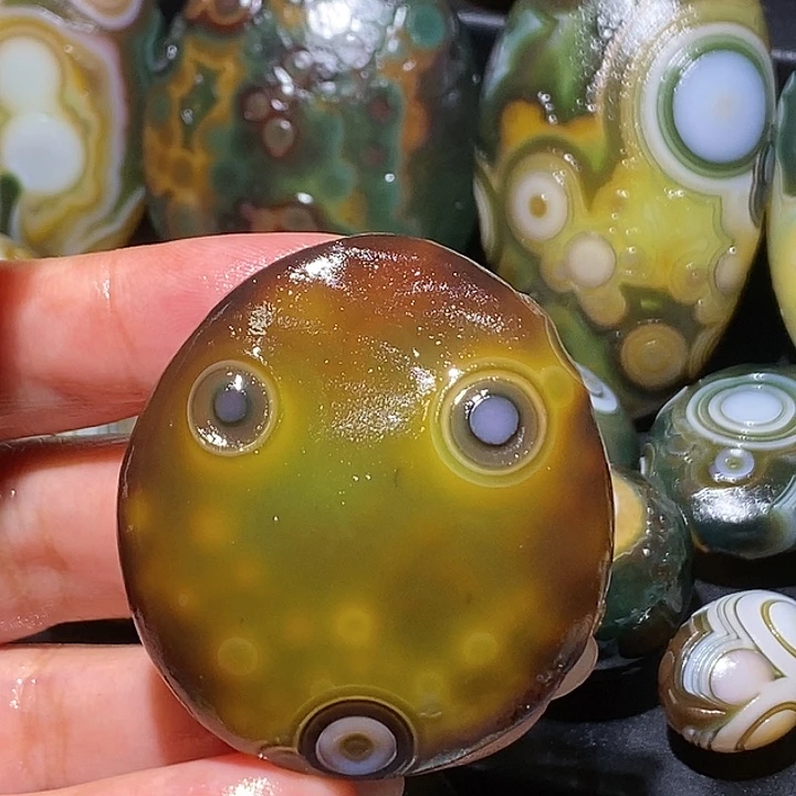 玛瑙/玉髓未镶嵌珠宝奇石10