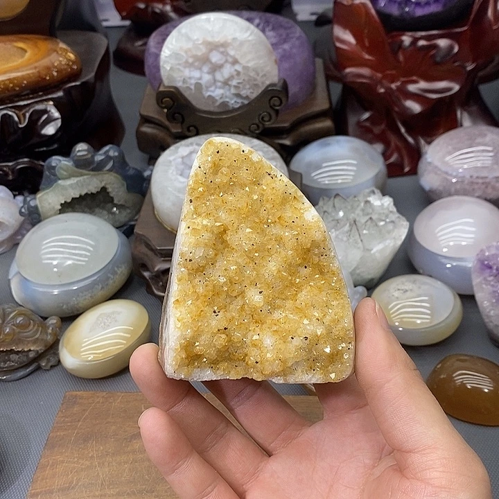 紫晶摆件未镶嵌黄水晶