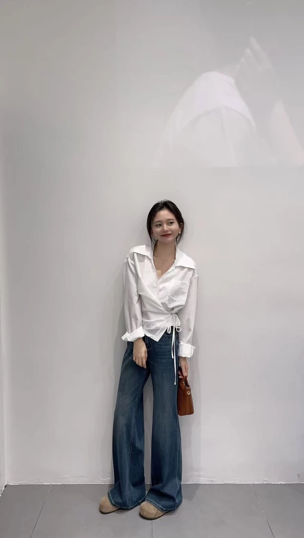 法式v领侧腰绑带长袖衬衫2025秋季新款设计感白色上衣百搭牛仔裤