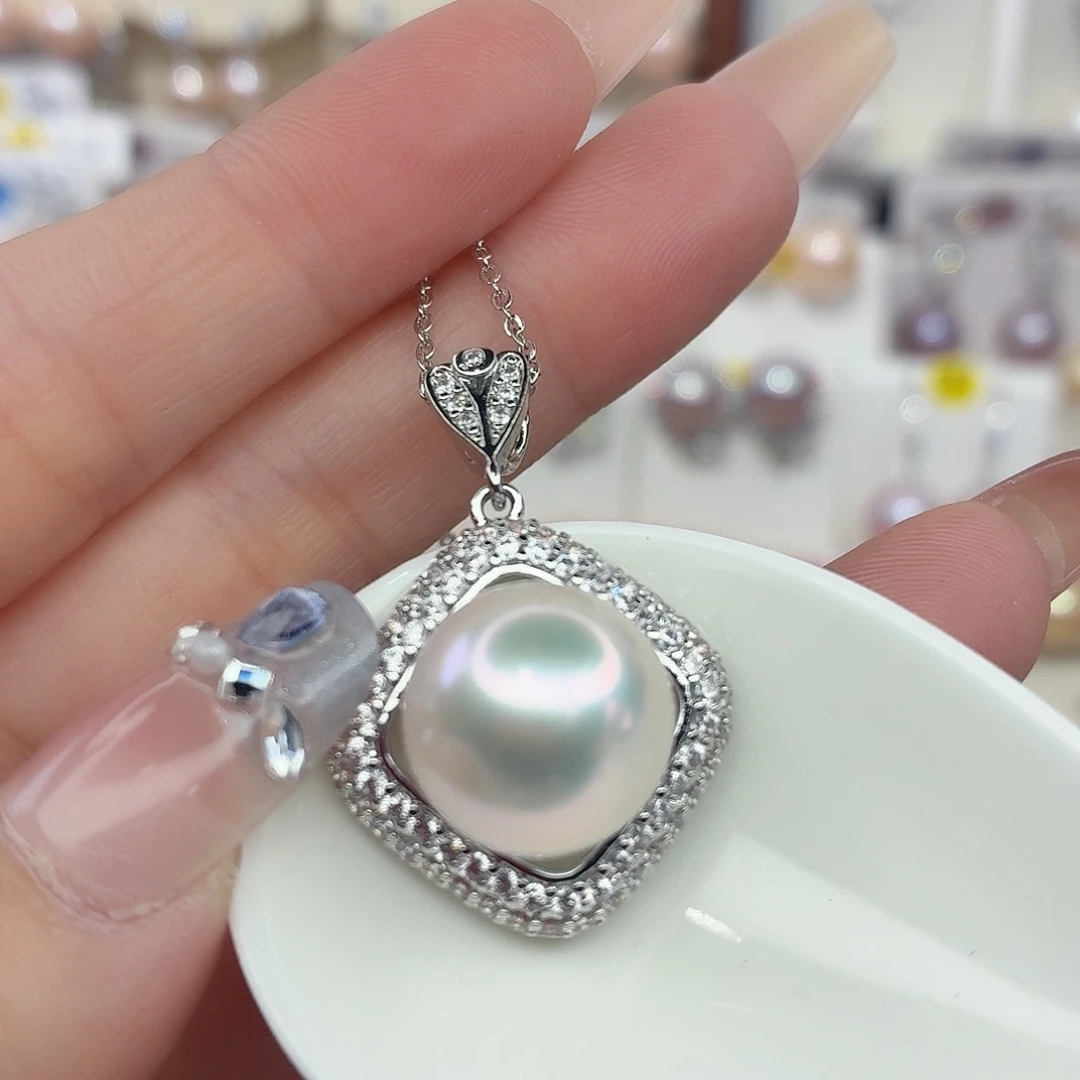 合金淡水珍珠颈饰