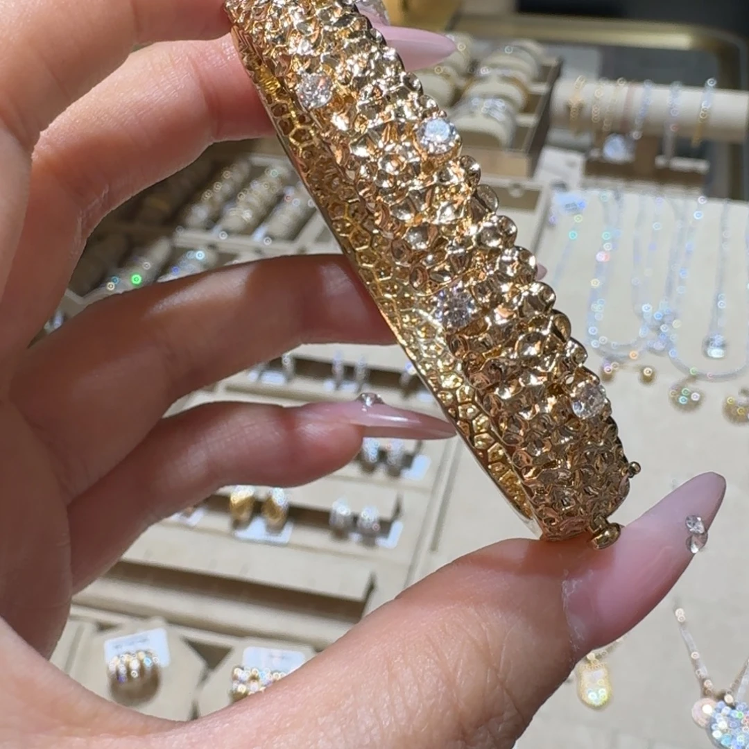 手镯钻石18K金镶嵌