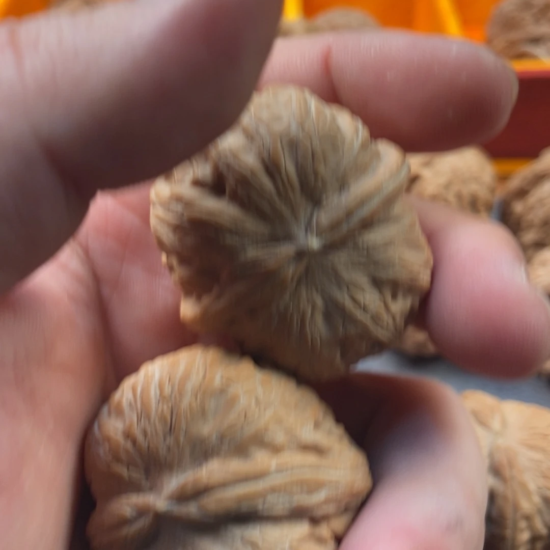 一***酶吊坠文玩核桃文玩