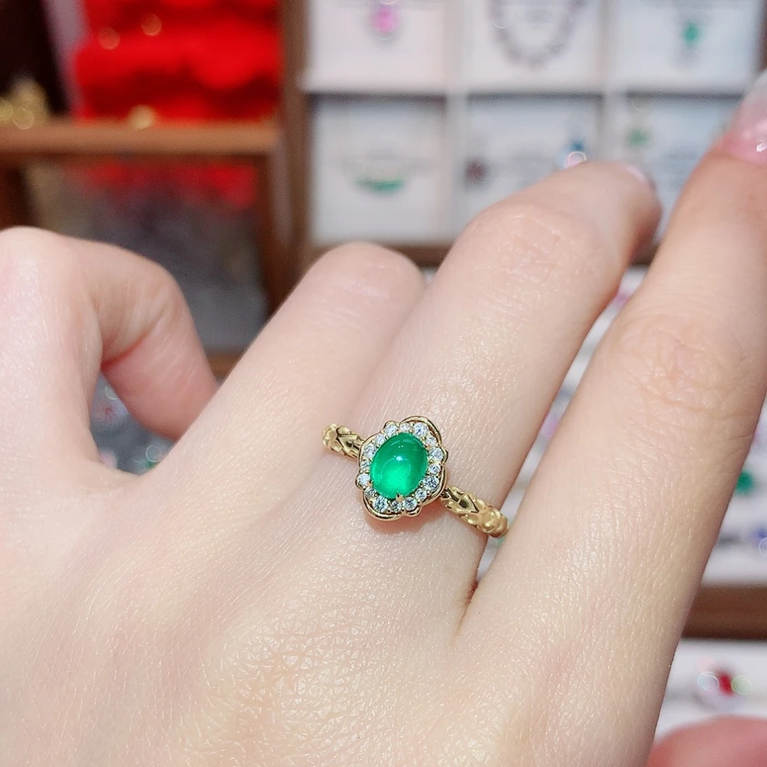 18K金镶嵌戒指祖母绿0.67ct/天然宝石/七天无理由