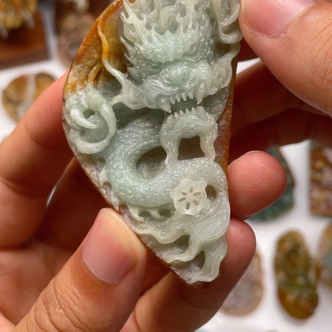 定制翡翠未镶嵌翡翠