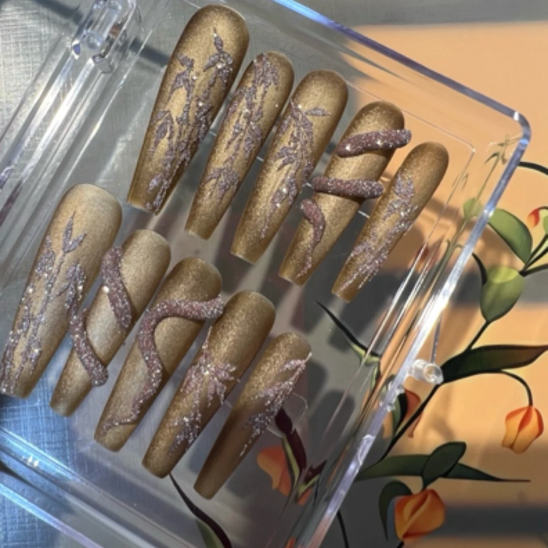 金蛇富贵竹穿戴甲预售定制甲型一星期左右