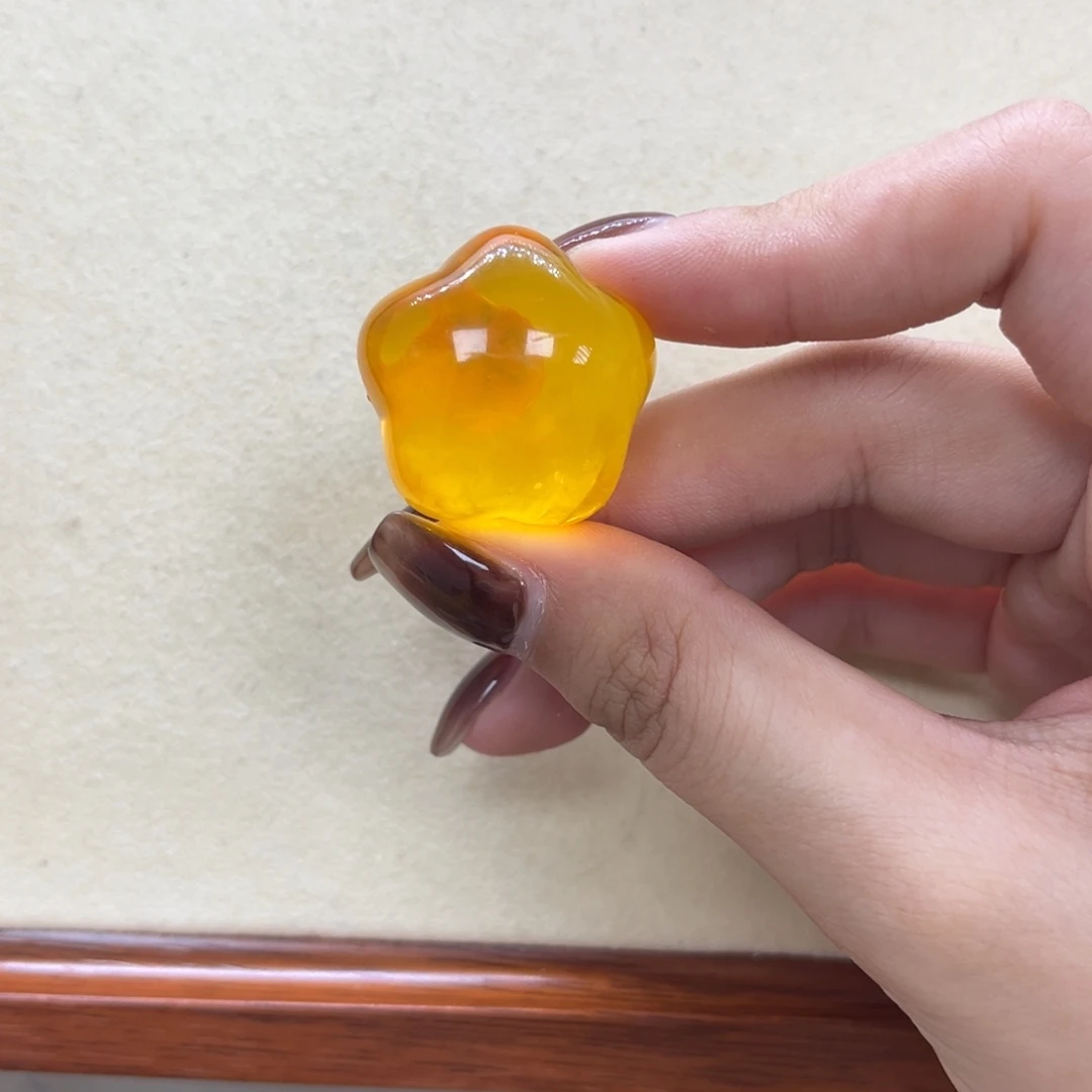 琥珀未镶嵌裸石天然琥珀