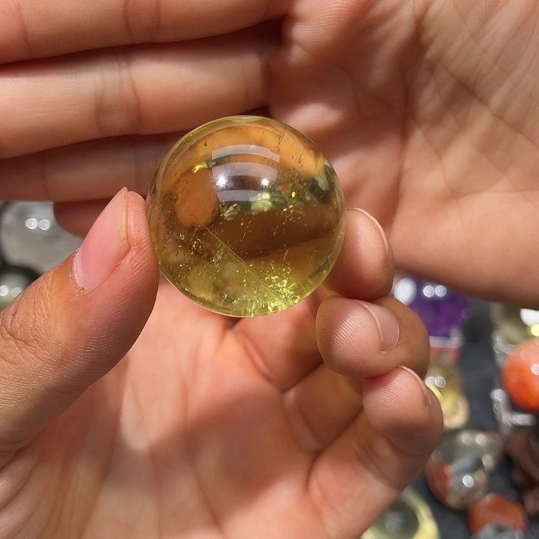 招***欢水晶未镶嵌珠宝半成品微瑕3.16