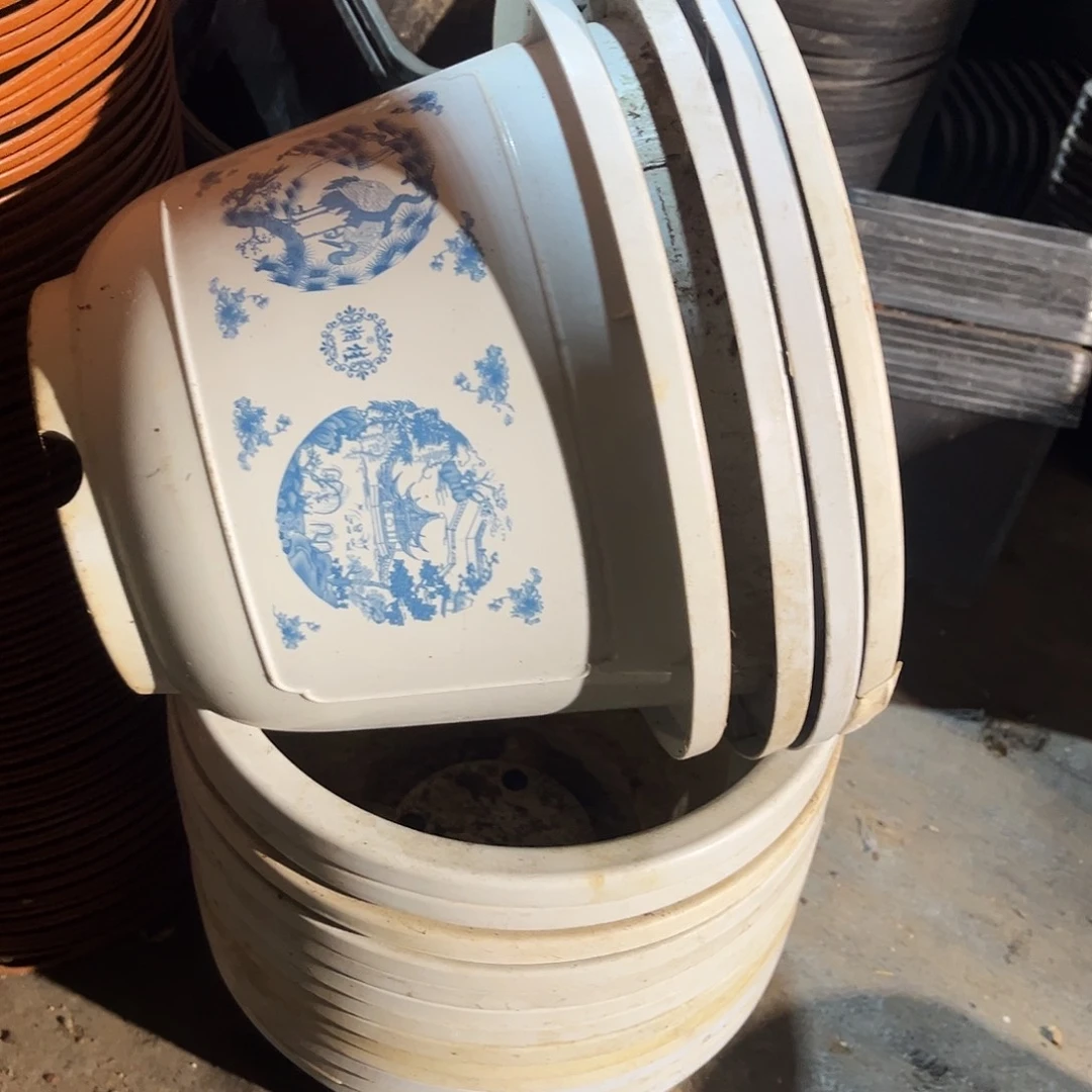 旧口径24高17白圆盆7个