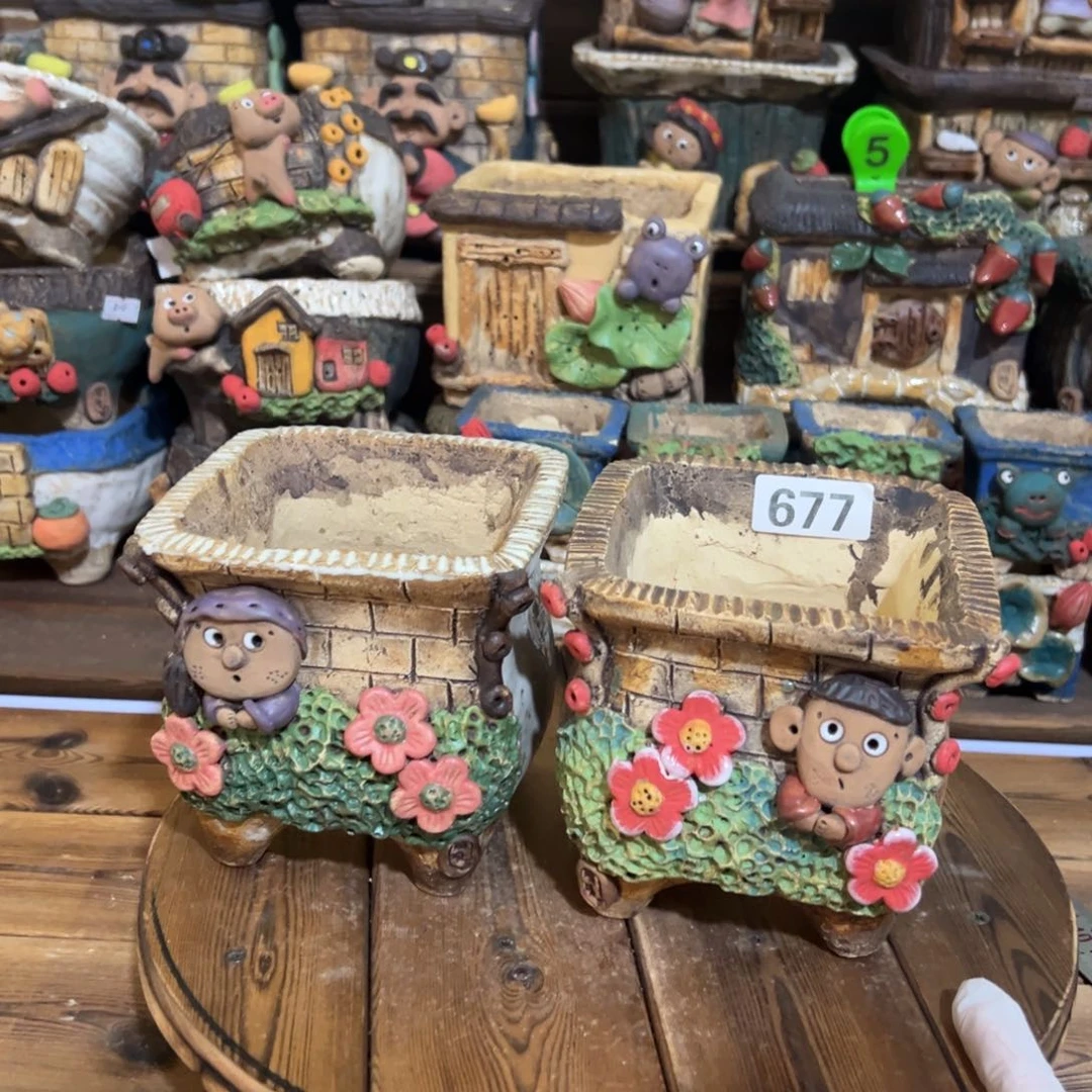 红陶一****界嘻哈多肉花盆