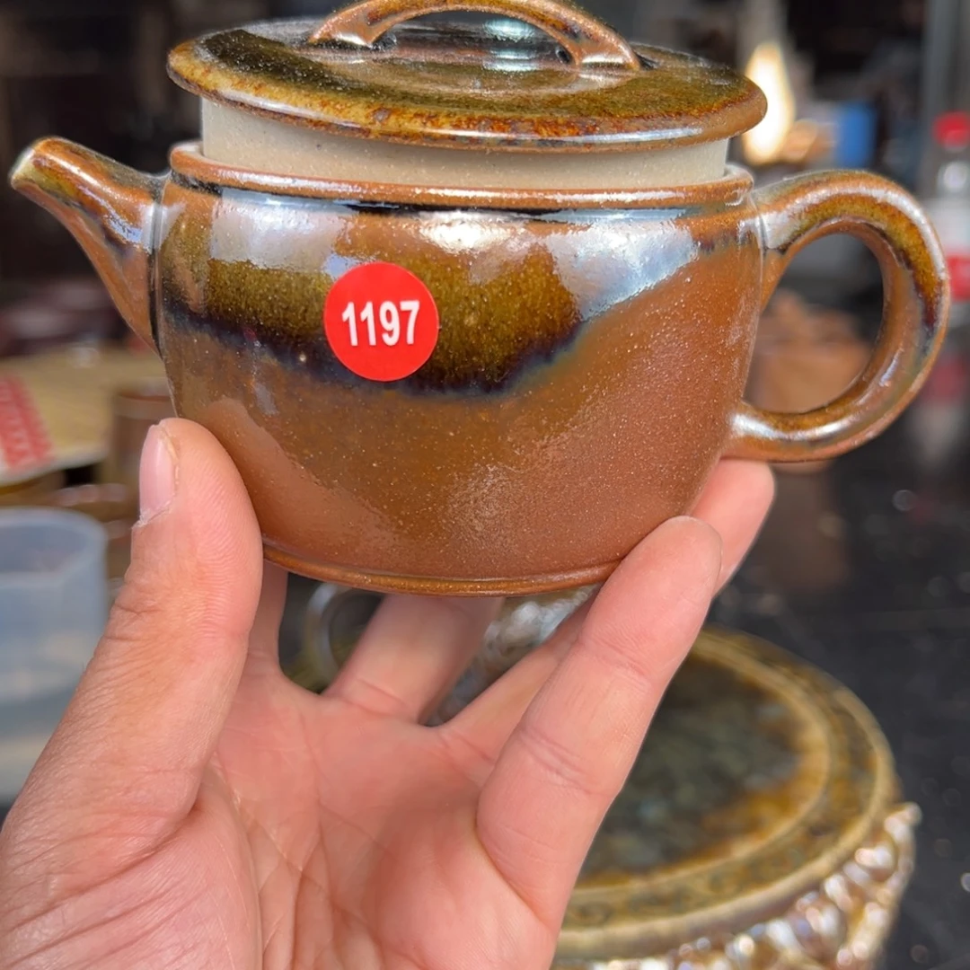 一***易杯1197号宜兴工汉瓦壶柴烧