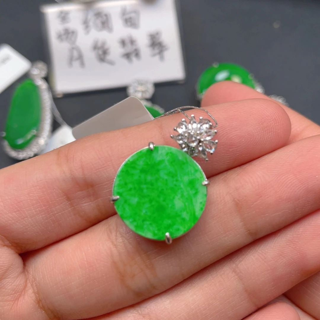 翡翠银S925镶嵌吊坠(不含链)