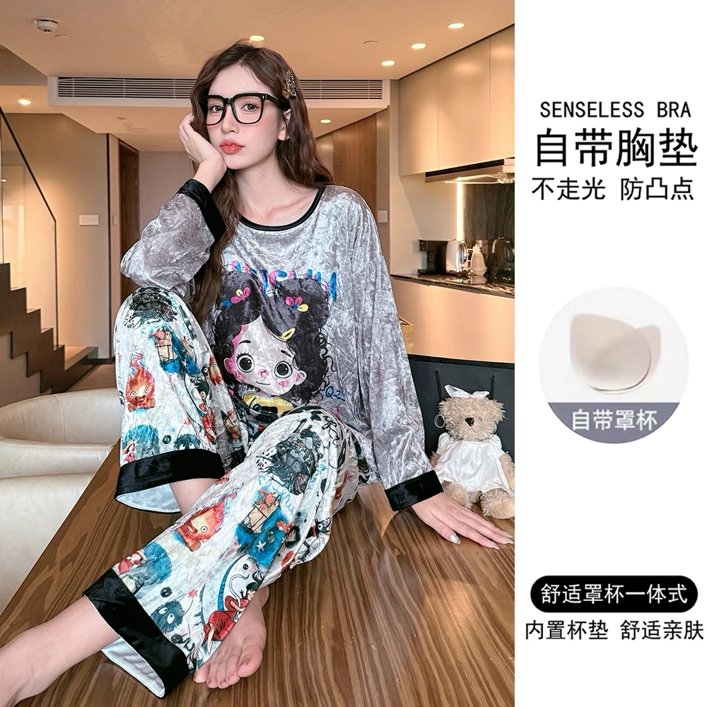 带胸垫2025年新款金丝绒睡衣女春秋季长袖可爱卡通秋冬家居服套装