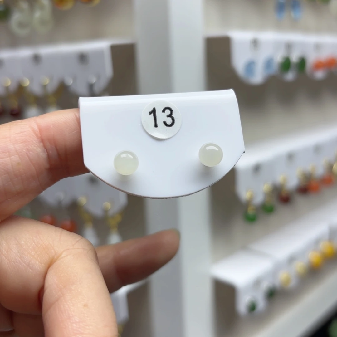 和田玉18K金镶嵌耳饰6mm