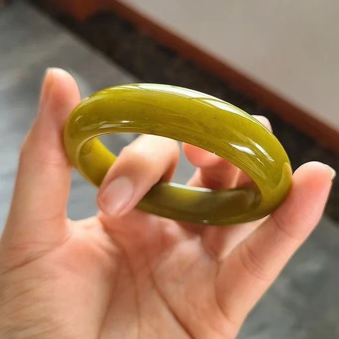 和魔段树林玉石手镯多样一条