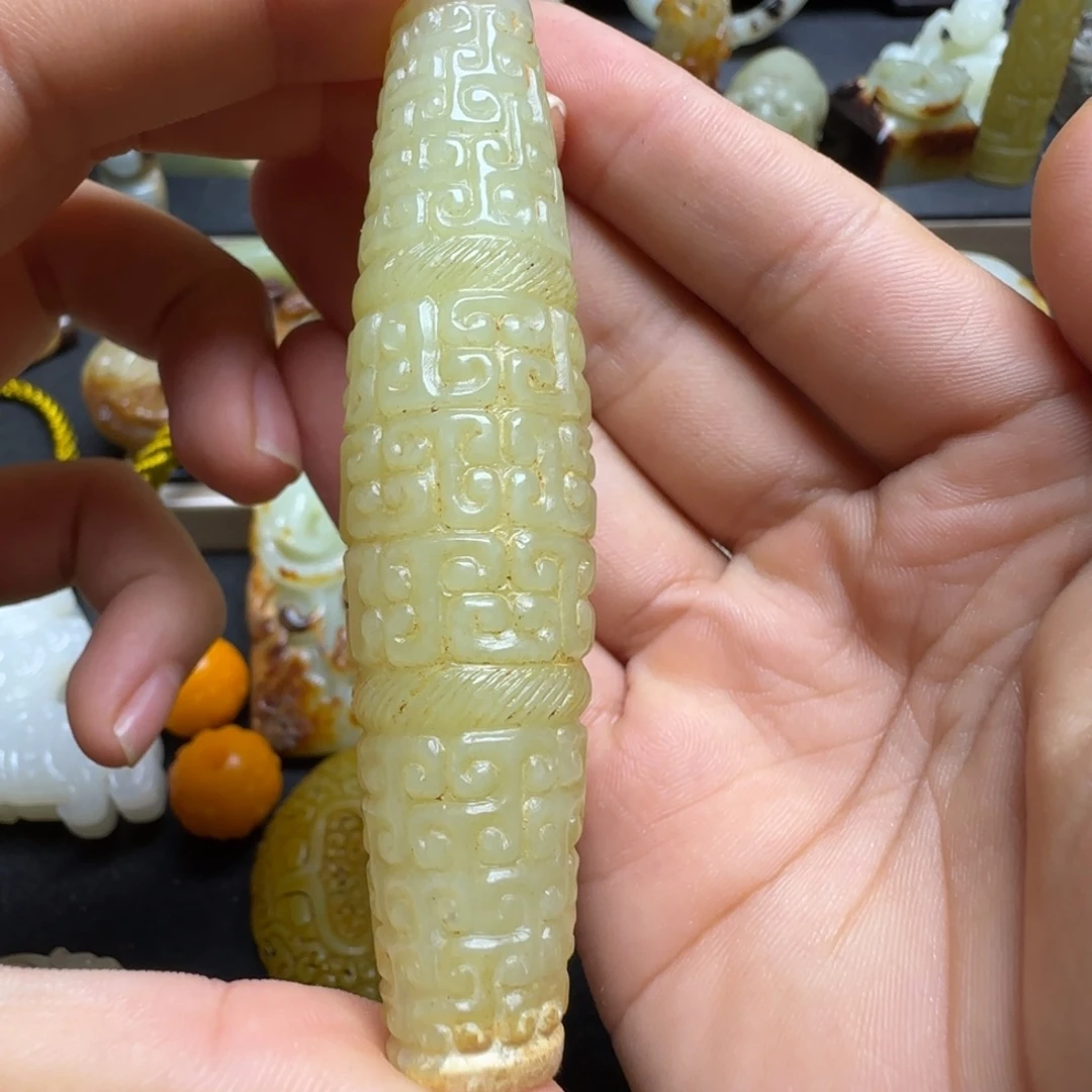 般***若未镶嵌和田玉挂件