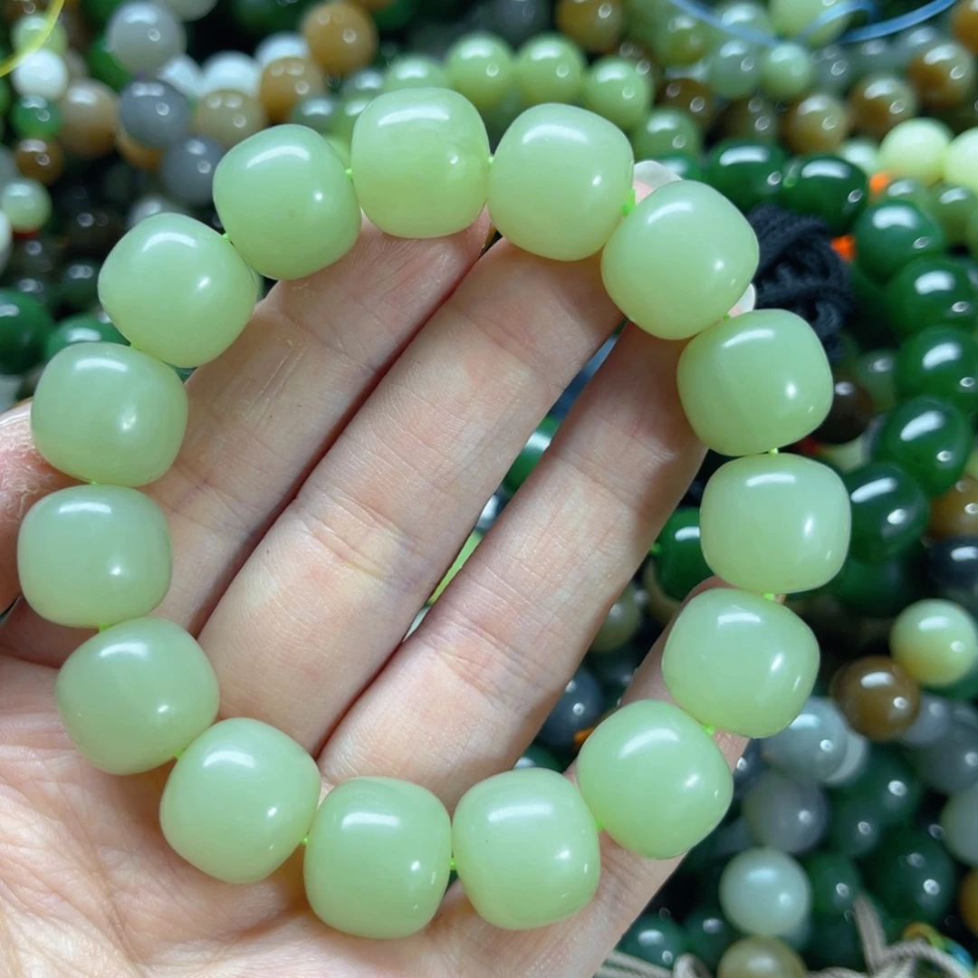 未镶嵌手链和田玉