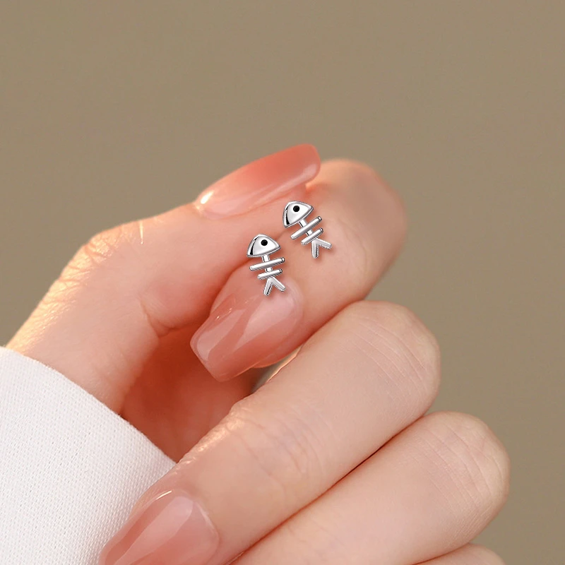 925银耳饰 S925纯银鱼骨耳钉女童养耳洞洗睡免摘耳骨钉儿童饰品