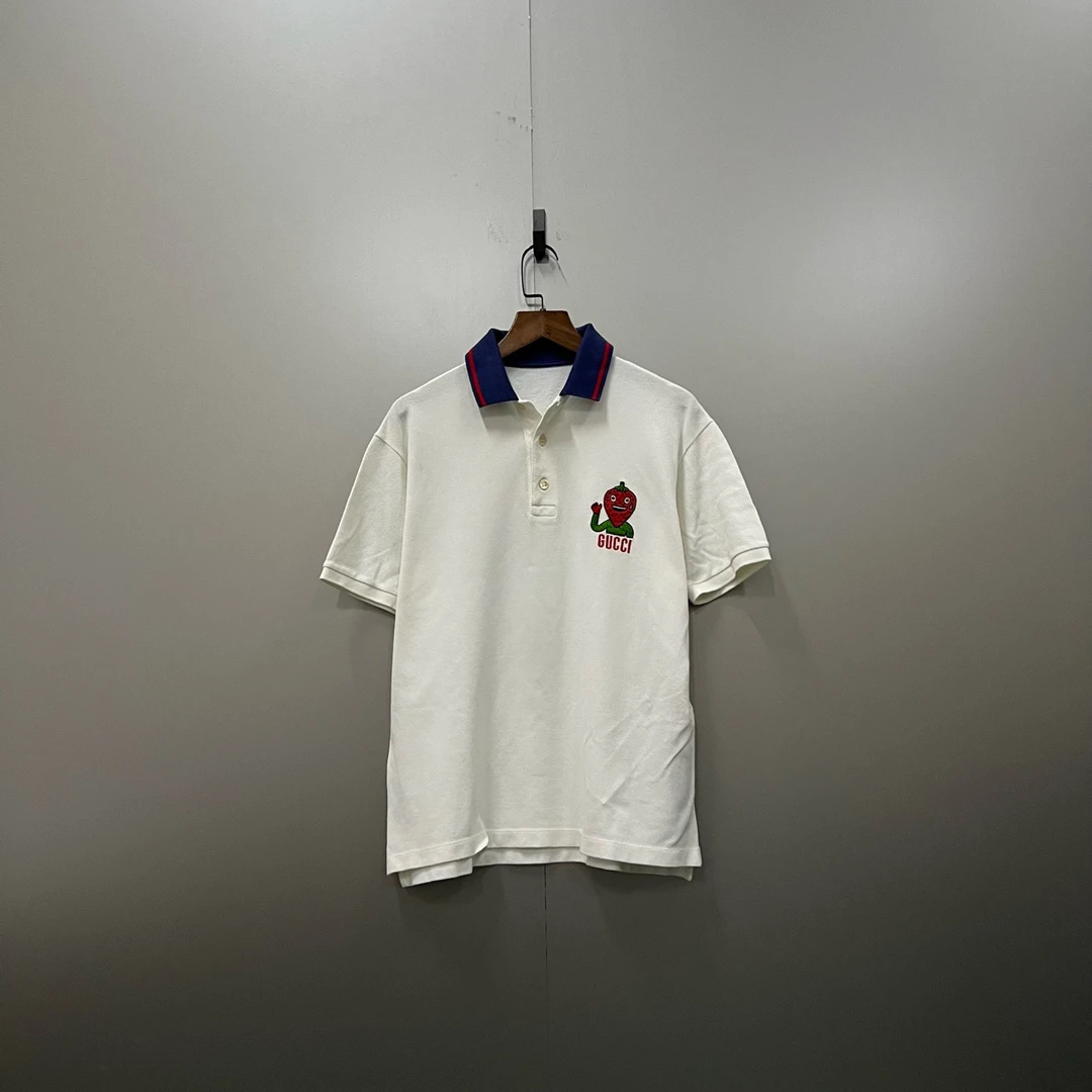 95新 GUCCI/古驰 草莓卡通字母刺绣polo衫 XS码/5400/无领标
