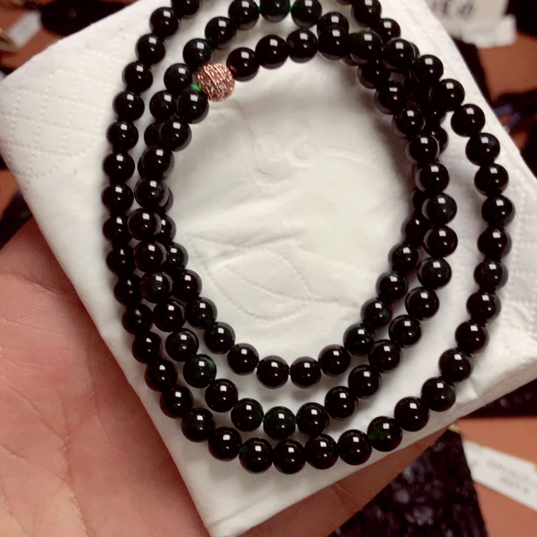 翡翠未镶嵌颈饰全球