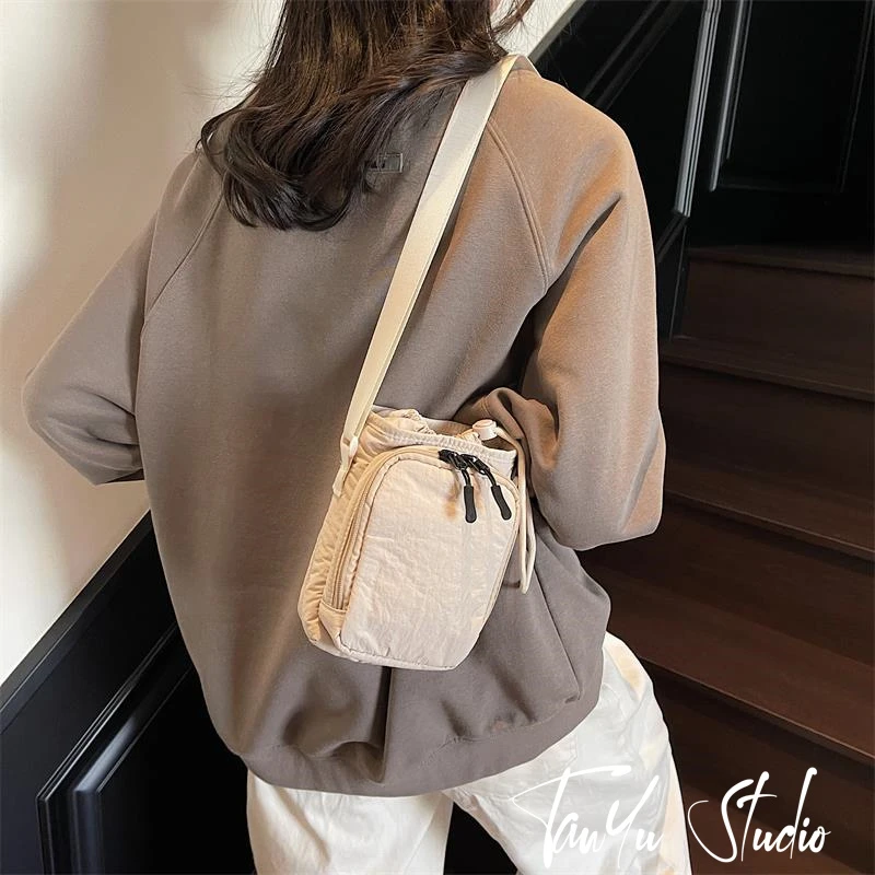 水杯包男女手机包学生水壶包两层斜挎包保温杯套外出游玩水杯挎包