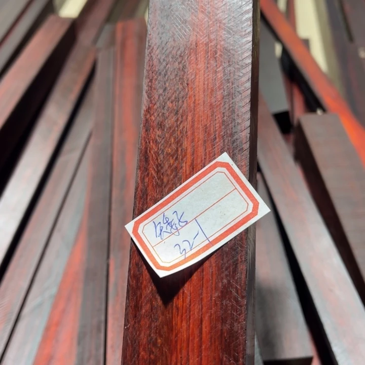 紫檀木类端景台矮*