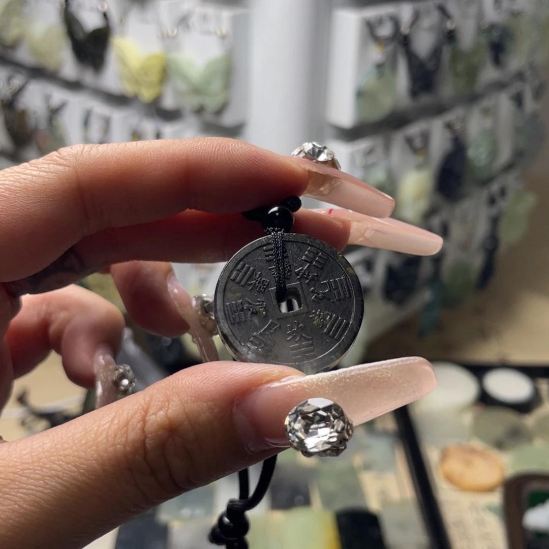 岫玉颈饰未镶嵌囍*山鬼