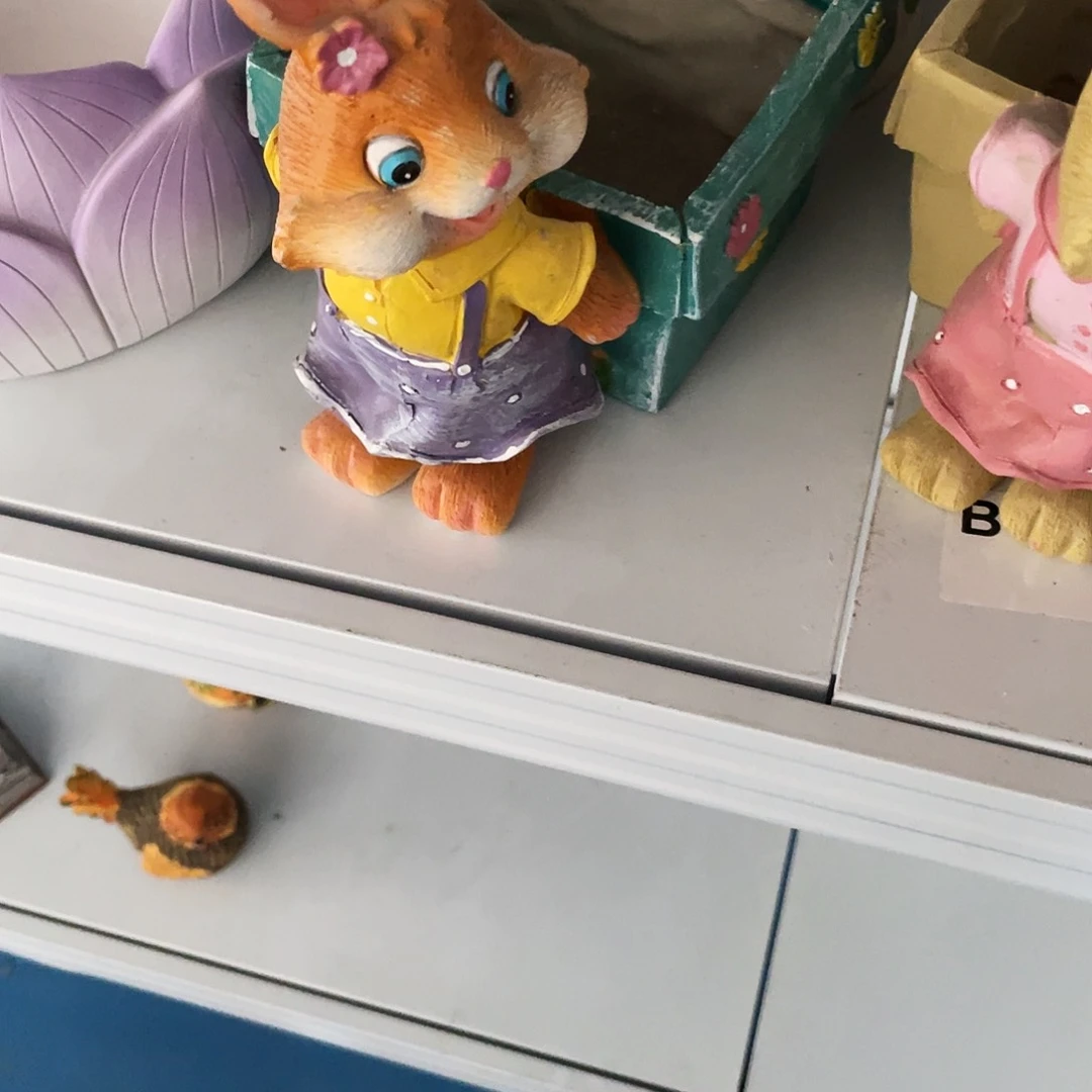 摆件摆件。