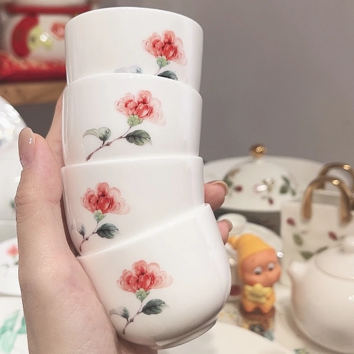 瓷片山茶花4个茶杯瓷片