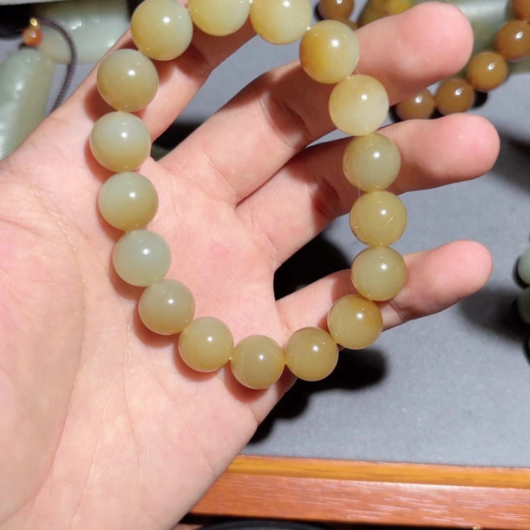 和田玉手链未镶嵌龙