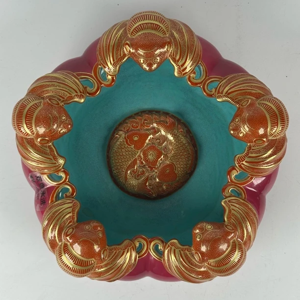 珐琅彩洪福齐天纹笔洗