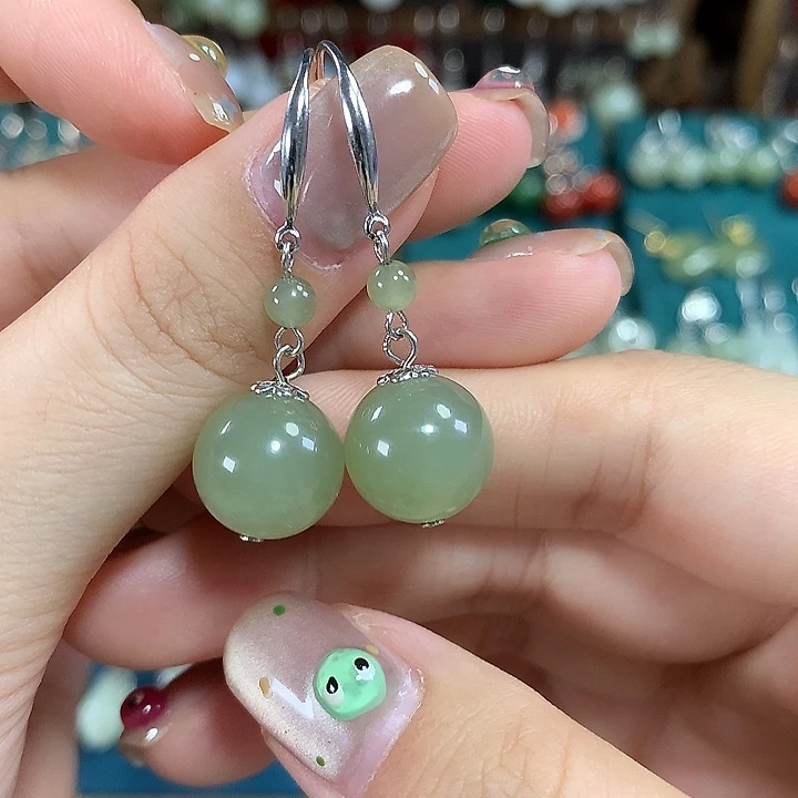 和田玉银S925镶嵌耳饰天然卡12mm左右冰晴水