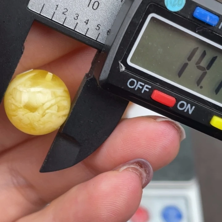 琥珀裸石未镶嵌微瑕892