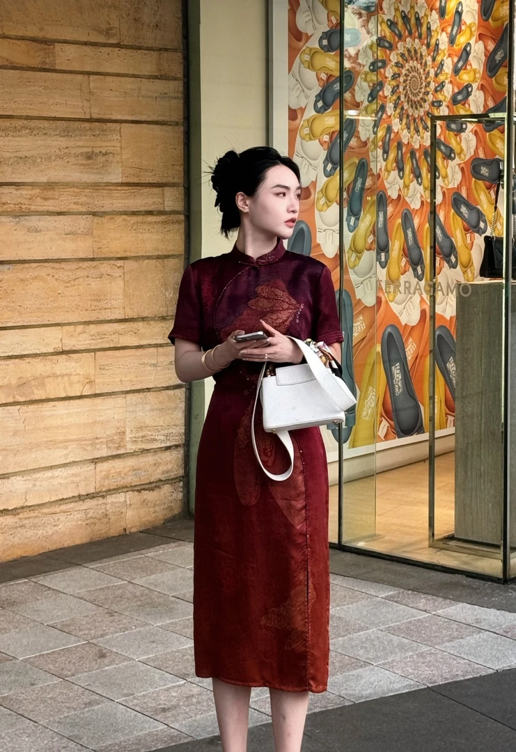 叫到名字去拍找价格付款连衣裙 琪琪