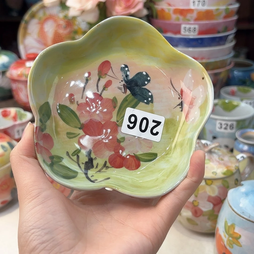 瓷片兔兔好可爱呀打