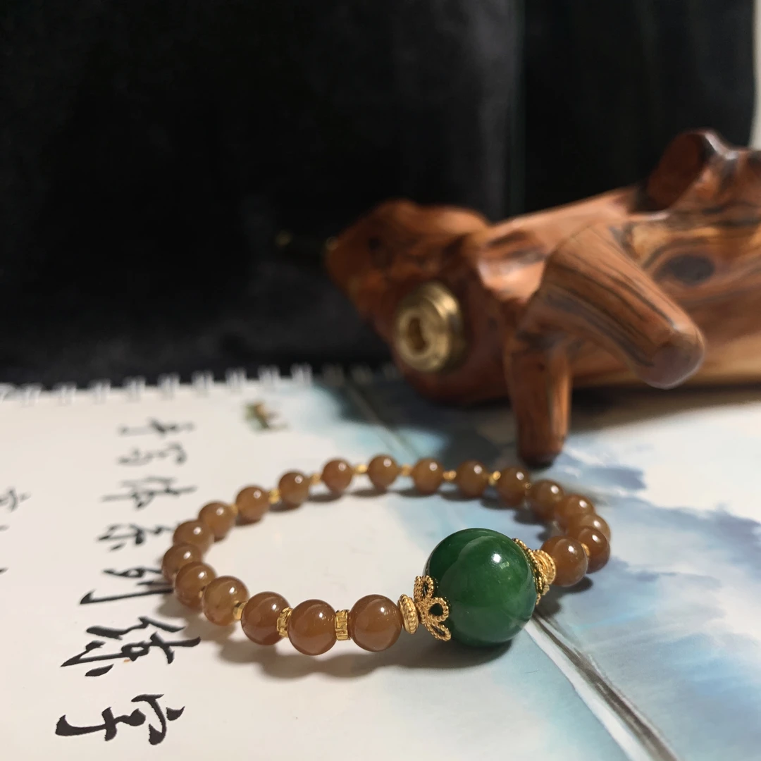 和田玉且末糖高货卡6搭配12mm碧玉单圈手串