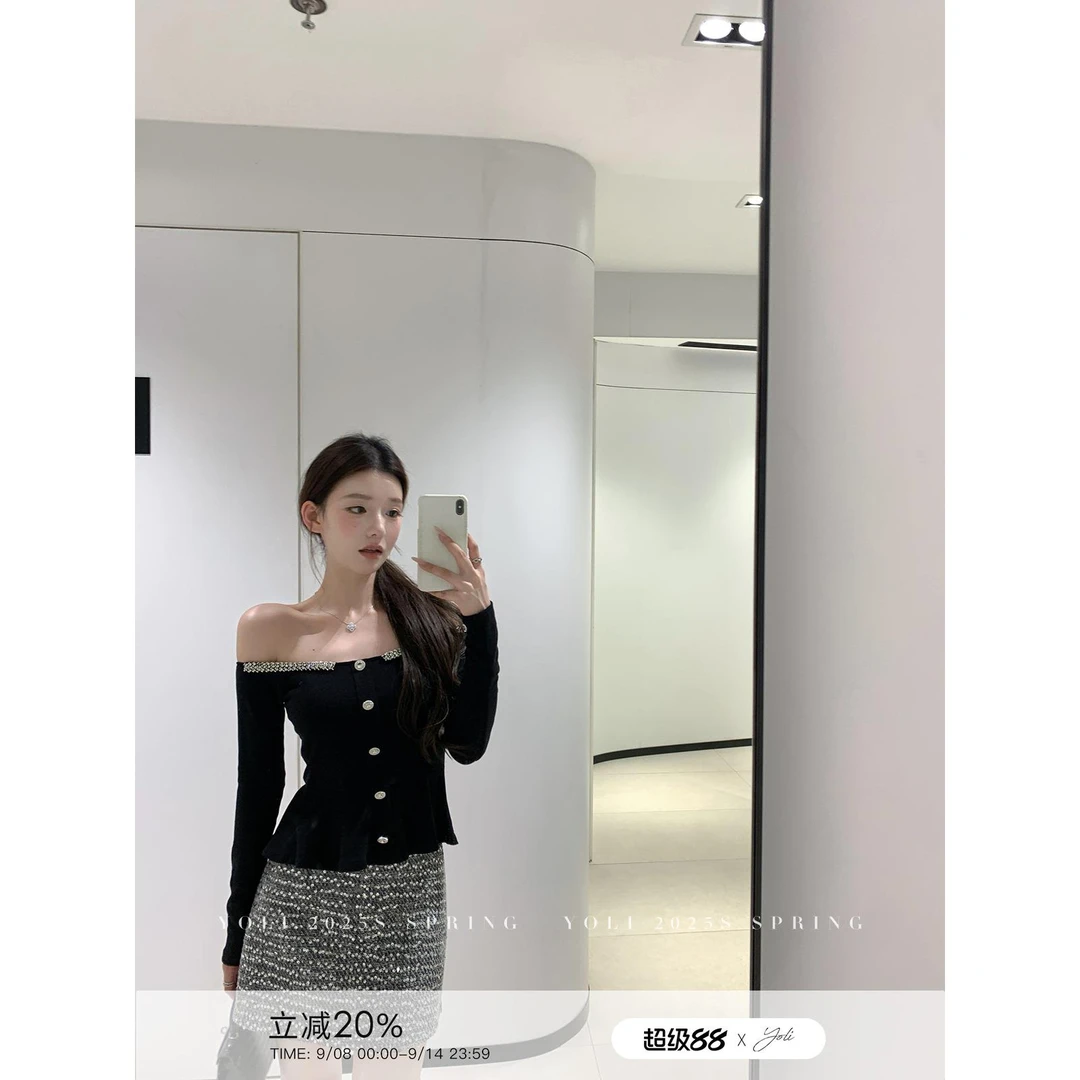 YOLI 张宥利"法式千金"黑色一字肩针织衫女秋小香风收