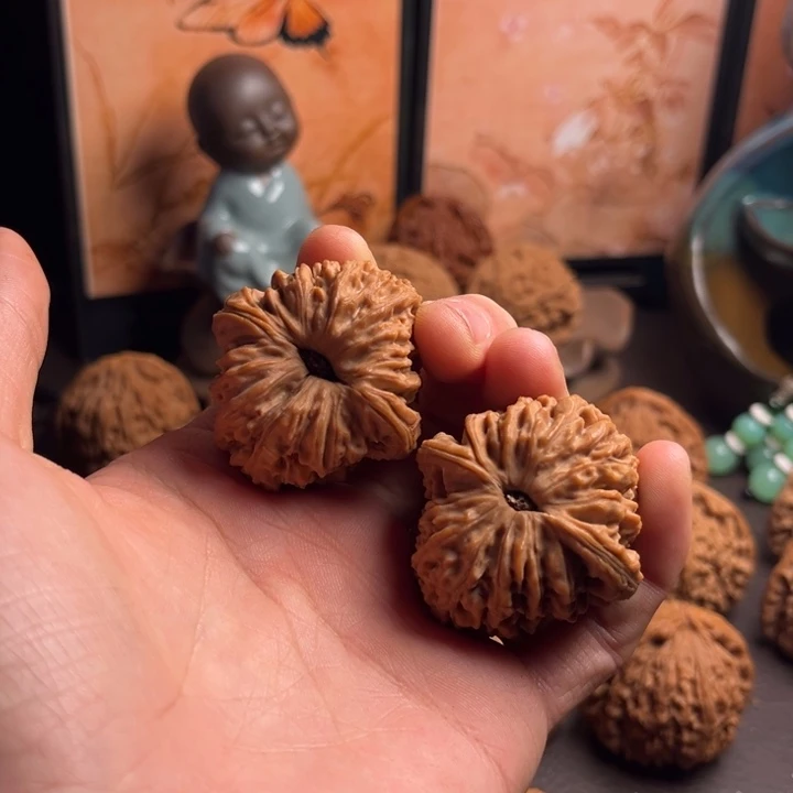 B***怪文玩核桃吊坠南疆39