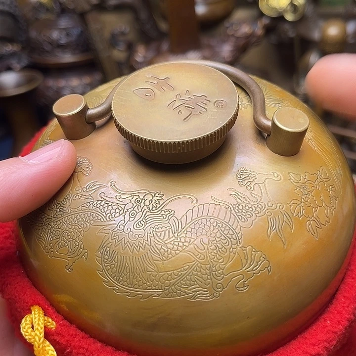 精美铜器批发档口