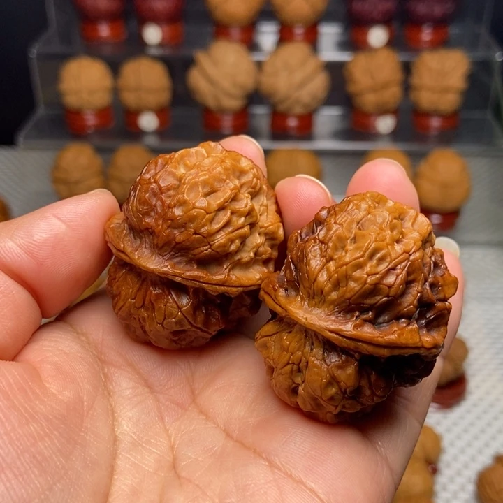 文玩核桃把件七彩蛙38