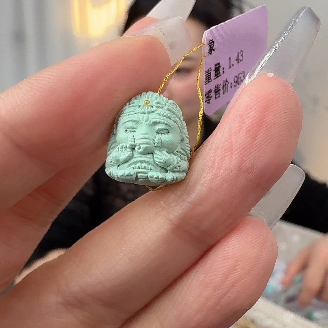 绿松石未镶嵌珠宝奇石