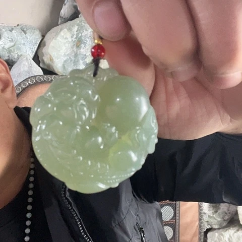 蛇纹石玉未镶嵌珠宝奇石