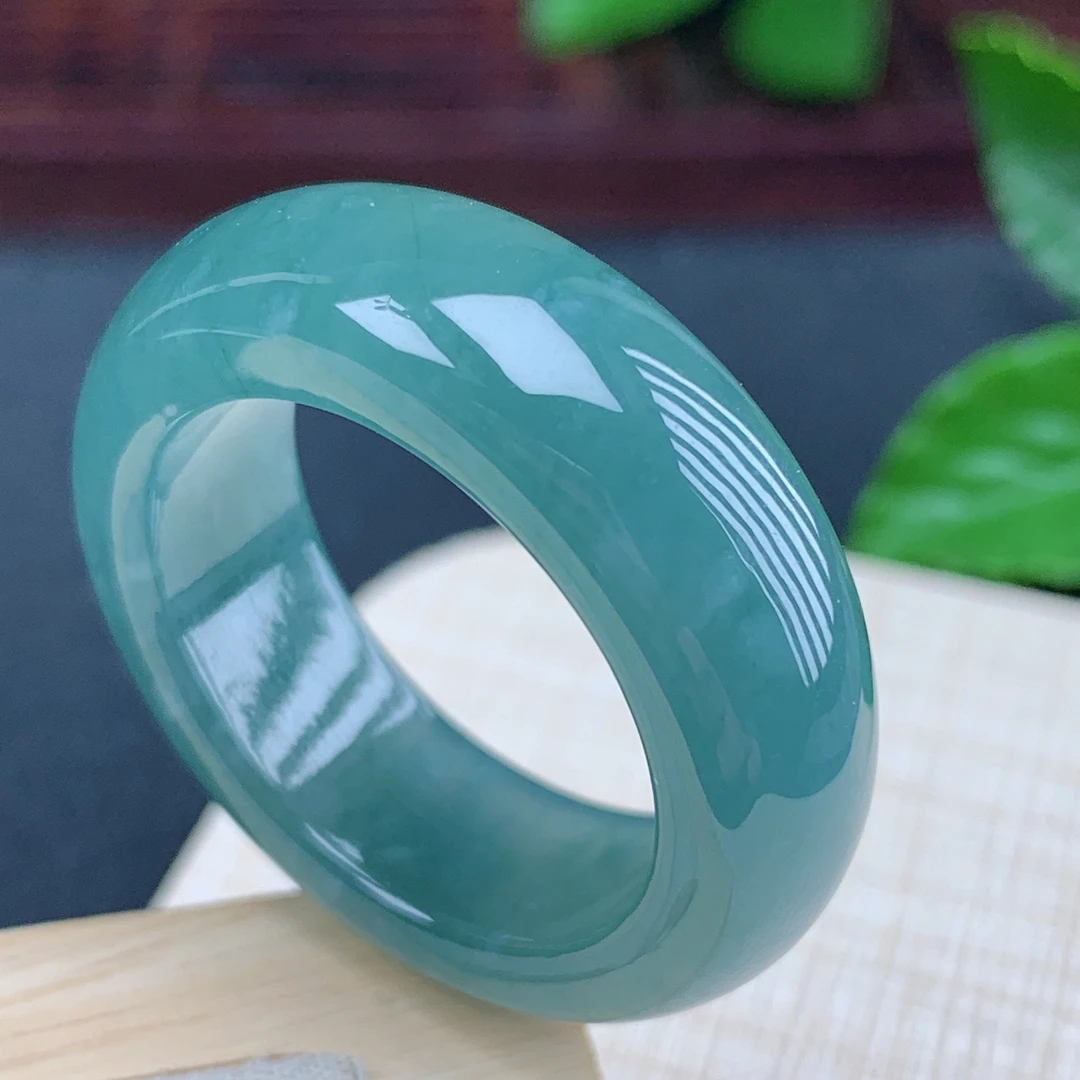内径22.4玉石老坑料冰润天然A货翡翠素面轮胎宽边戒指环通透送礼